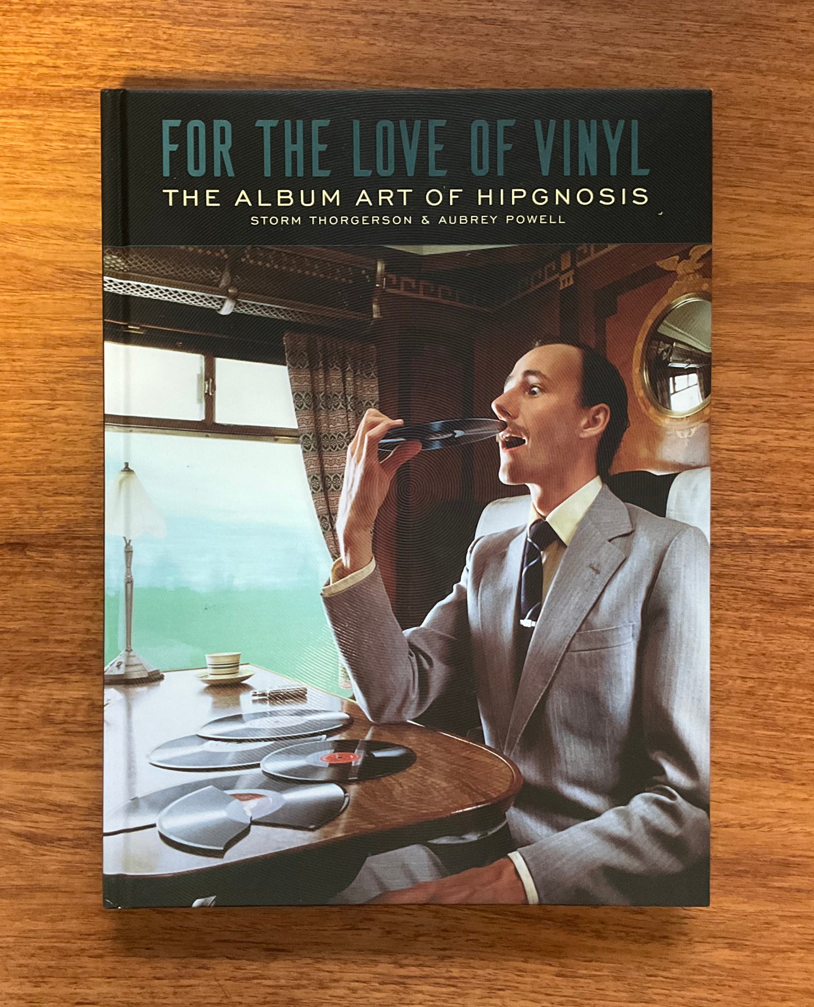 [洋書]ストーム・ソーガソン＆オーブリー・パウエル   「For The Love Of The Vinyl : The Album Art Of Hipgnosis」